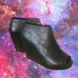 Punk Rock Peep Toe Shooties